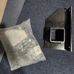 Trailer Hitch Draw-Tite 5350 (Side Bracket And Hardware Only)